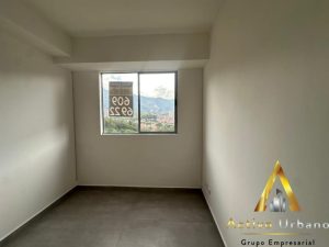 foto_104782_901271444_6815263135_ss