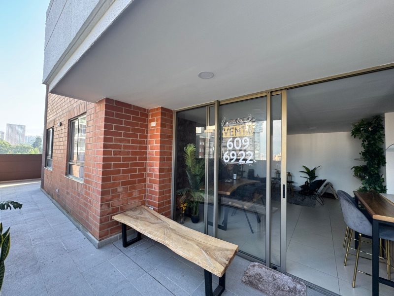 foto_104782_901271444_6836699697_ss