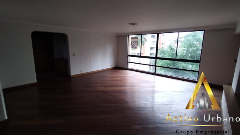 foto_104782_901271444_6856497364_ss