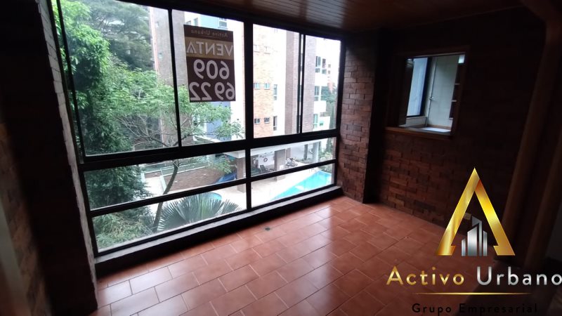 foto_104782_901271444_6872749621_ss