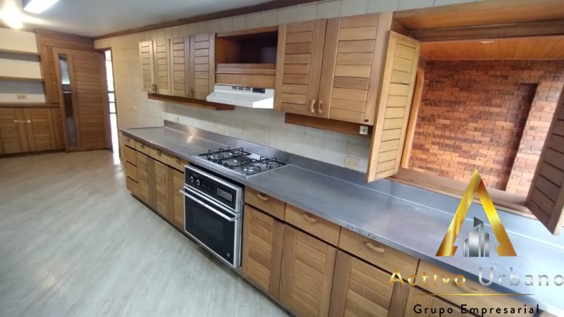 foto_104782_901271444_6894877675_ss