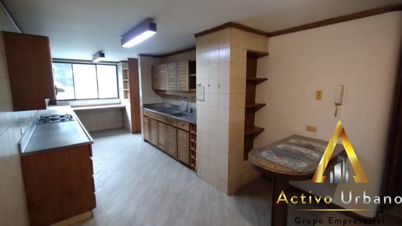 foto_104782_901271444_6898227017_ss