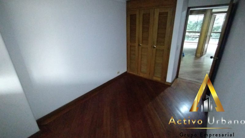 foto_104782_901271444_6902018849_ss