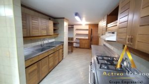 foto_104782_901271444_6911796132_ss