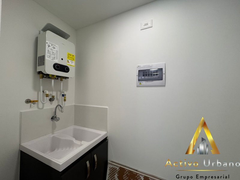 foto_104782_901271444_6964917638_ss