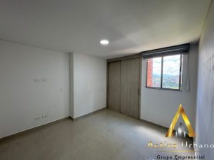 foto_104782_901271444_7007317556_ss