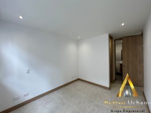 foto_104782_901271444_7009113954_ss