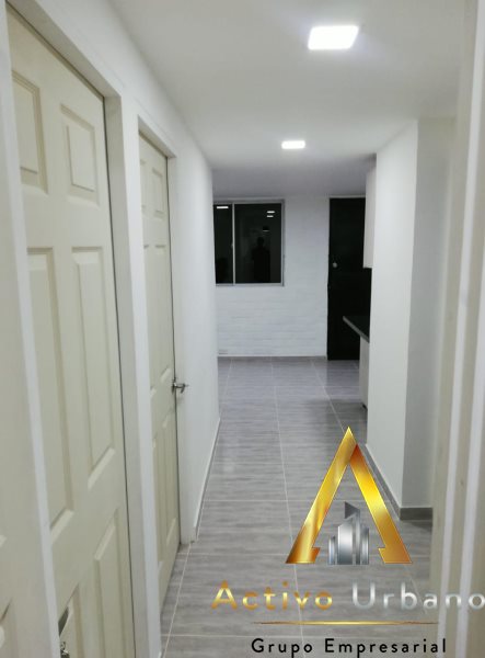 foto_104782_901271444_7016359941_ss