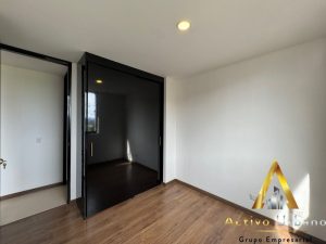 foto_104782_901271444_7117228510_ss