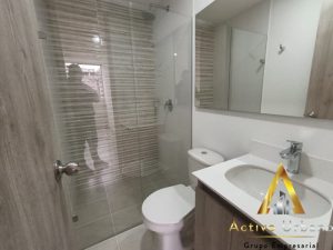 foto_104782_901271444_7123496514_ss