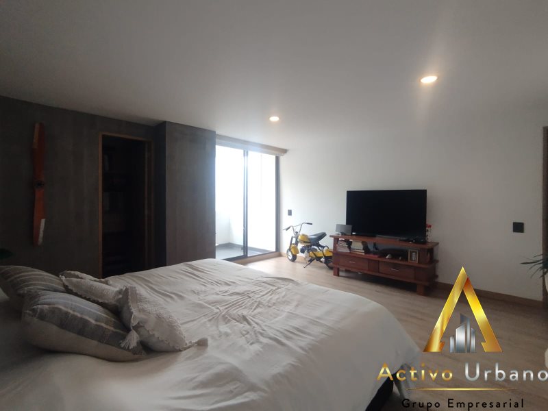 foto_104782_901271444_7141074465_ss