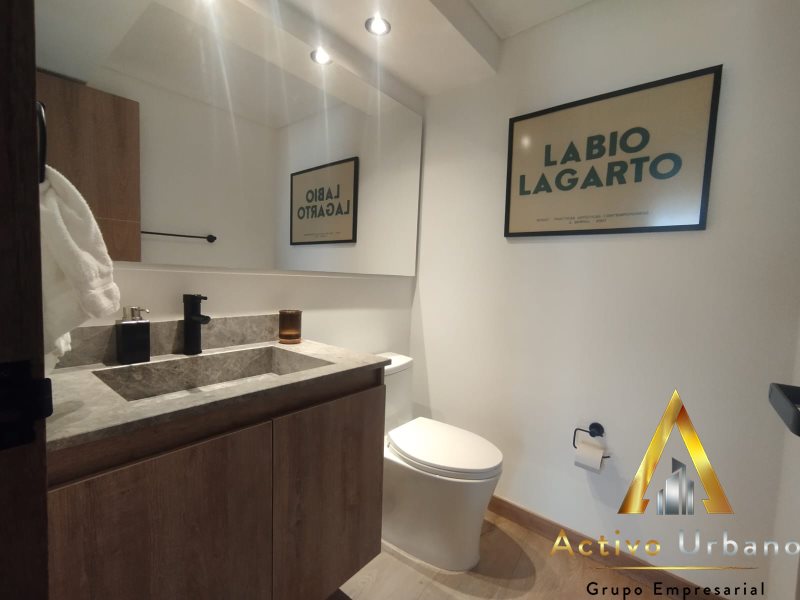 foto_104782_901271444_7159850652_ss