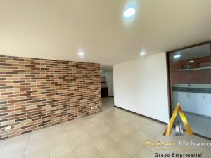 foto_104782_901271444_7183489575_ss