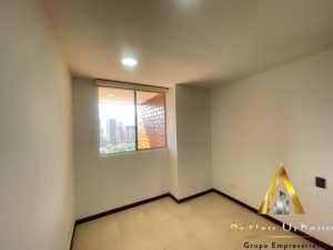 foto_104782_901271444_7224689711_ss