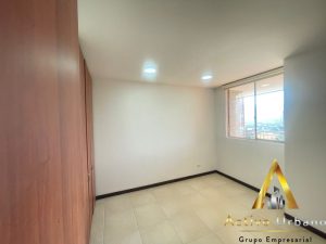 foto_104782_901271444_7237775510_ss