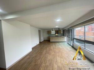 foto_104782_901271444_7383776239_ss