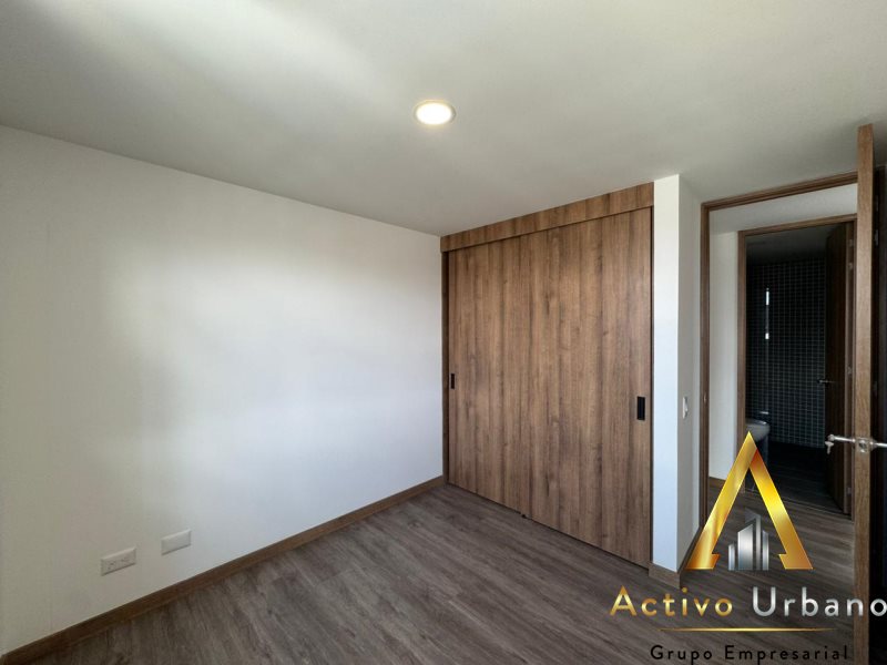 foto_104782_901271444_7416146712_ss