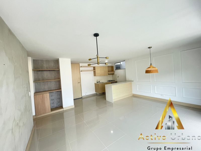 foto_104782_901271444_7441856359_ss