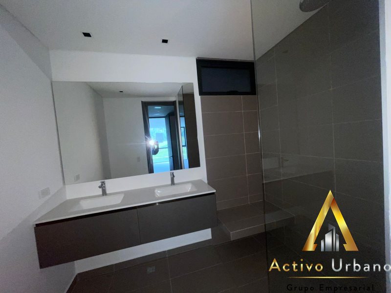 foto_104782_901271444_7461863439_ss