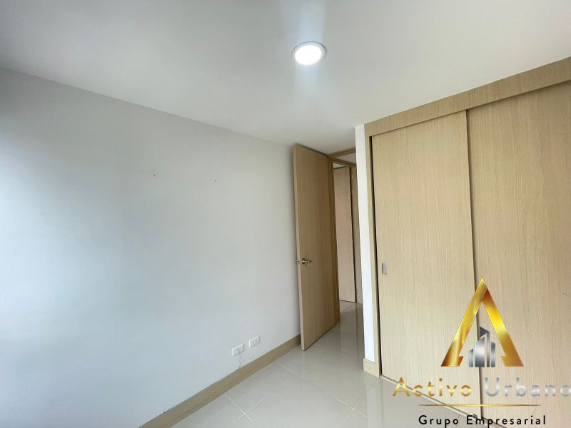 foto_104782_901271444_7474532955_ss