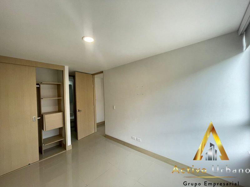 foto_104782_901271444_7488665846_ss