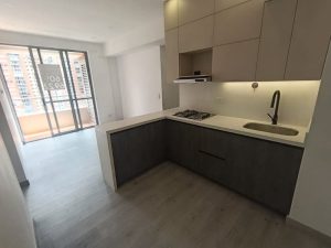 foto_104782_901271444_7517365884_ss