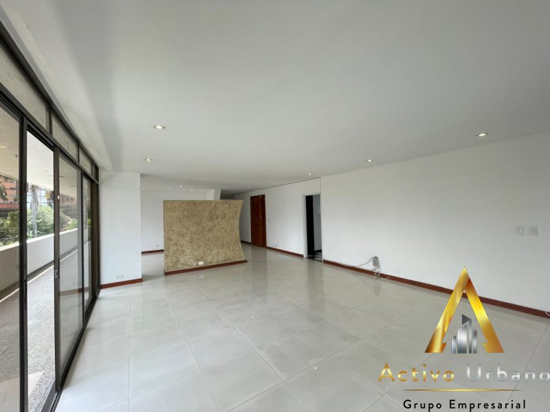 foto_104782_901271444_7529271851_ss