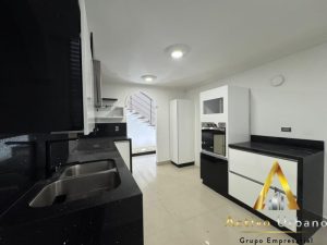 foto_104782_901271444_7535176881_ss