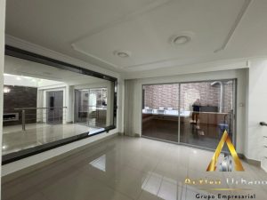 foto_104782_901271444_7554344008_ss