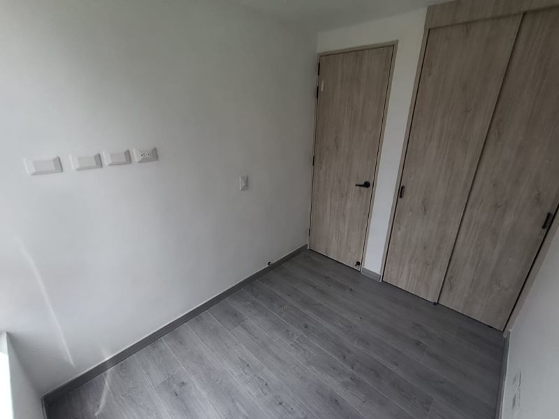 foto_104782_901271444_7558252045_ss