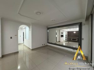 foto_104782_901271444_7563753275_ss