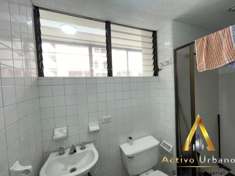 foto_104782_901271444_7566520061_ss