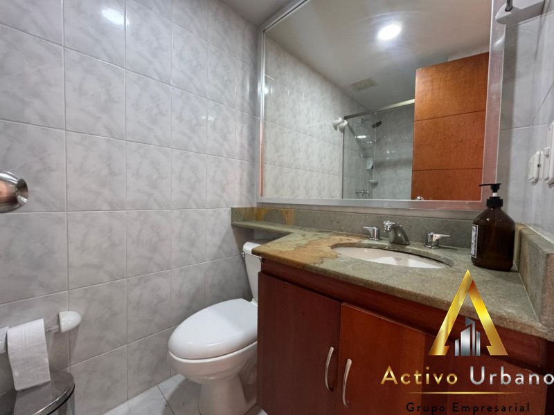 foto_104782_901271444_7689276668_ss