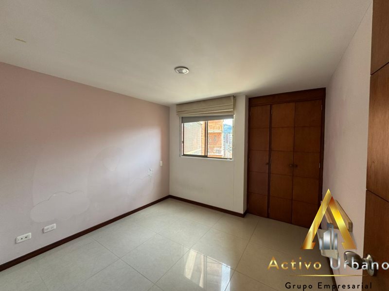 foto_104782_901271444_7707287792_ss