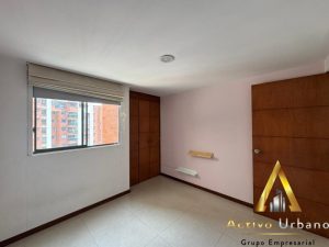 foto_104782_901271444_7710362947_ss