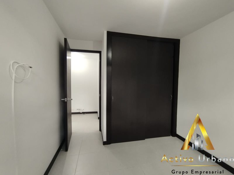 foto_104782_901271444_7712794052_ss