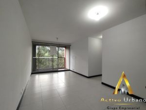 foto_104782_901271444_7754250436_ss