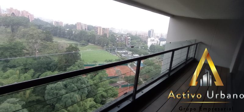 foto_104782_901271444_7991481675_ss