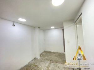 foto_104782_901271444_8023993438_ss