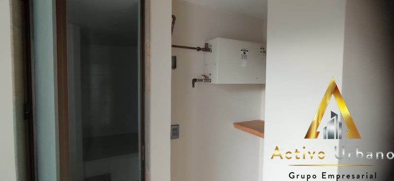 foto_104782_901271444_8031157329_ss