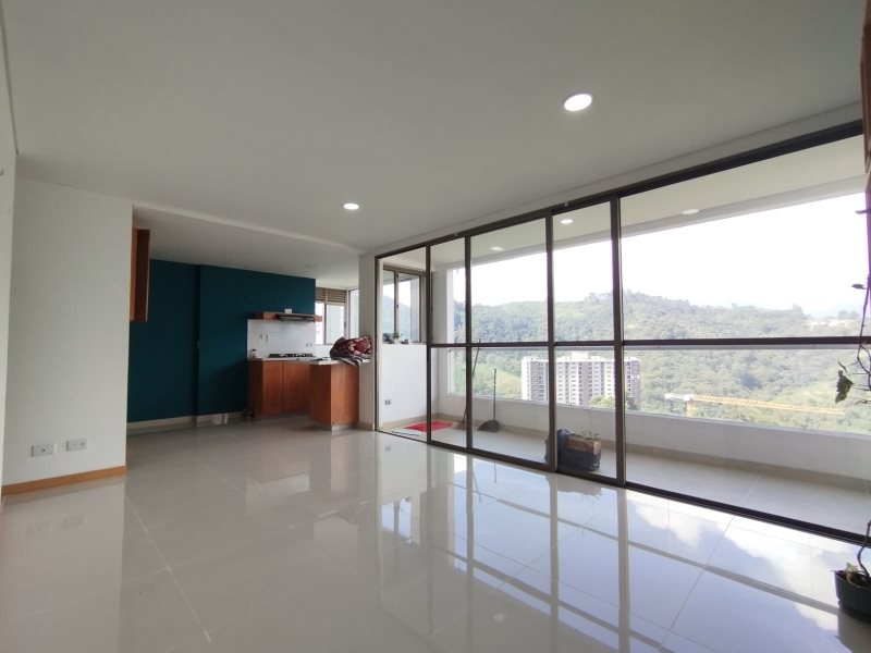 foto_104782_901271444_8036600827_ss