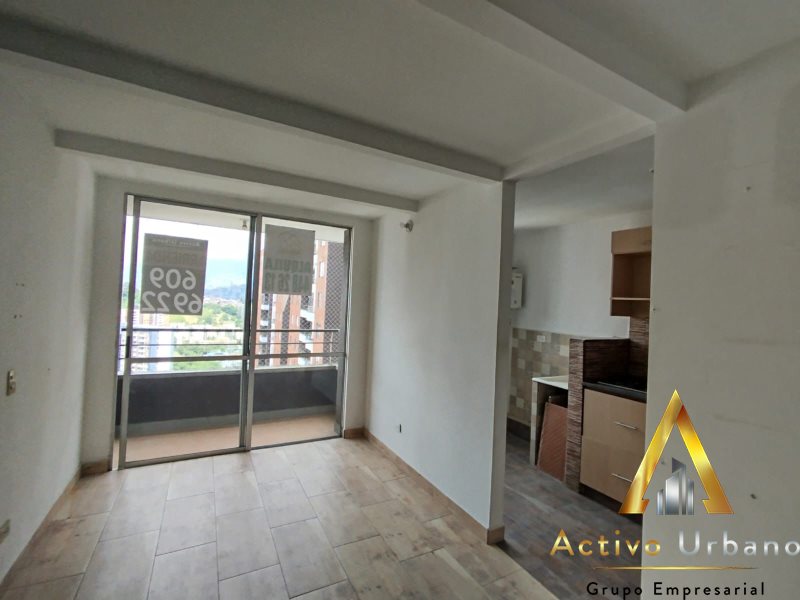 foto_104782_901271444_8151208581_ss