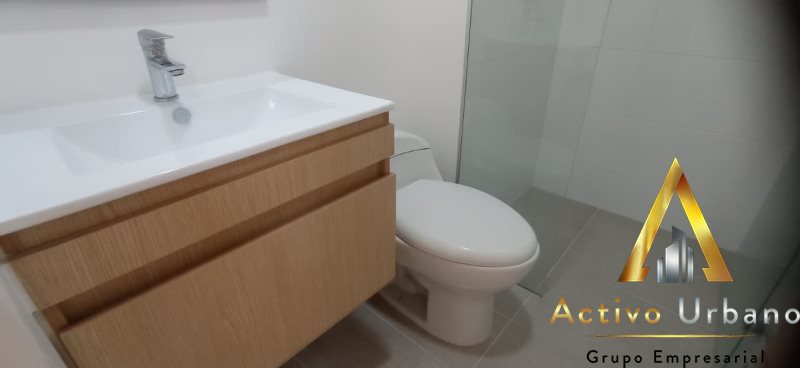 foto_104782_901271444_8155469468_ss