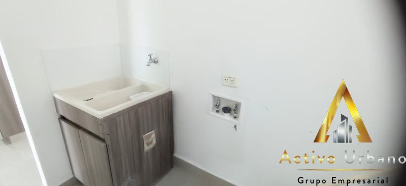 foto_104782_901271444_8186952269_ss