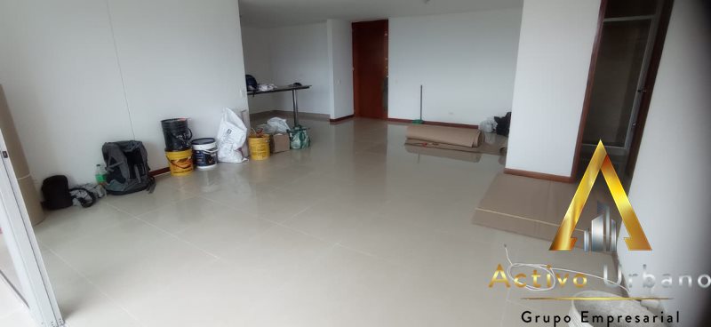 foto_104782_901271444_8218787679_ss