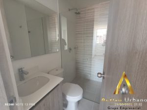 foto_104782_901271444_8225904115_ss