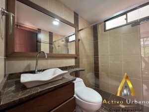 foto_104782_901271444_8299279609_ss