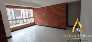 foto_104782_901271444_8322671354_ss