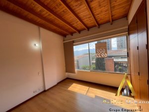 foto_104782_901271444_8329736944_ss