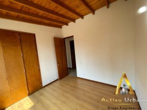 foto_104782_901271444_8352717199_ss